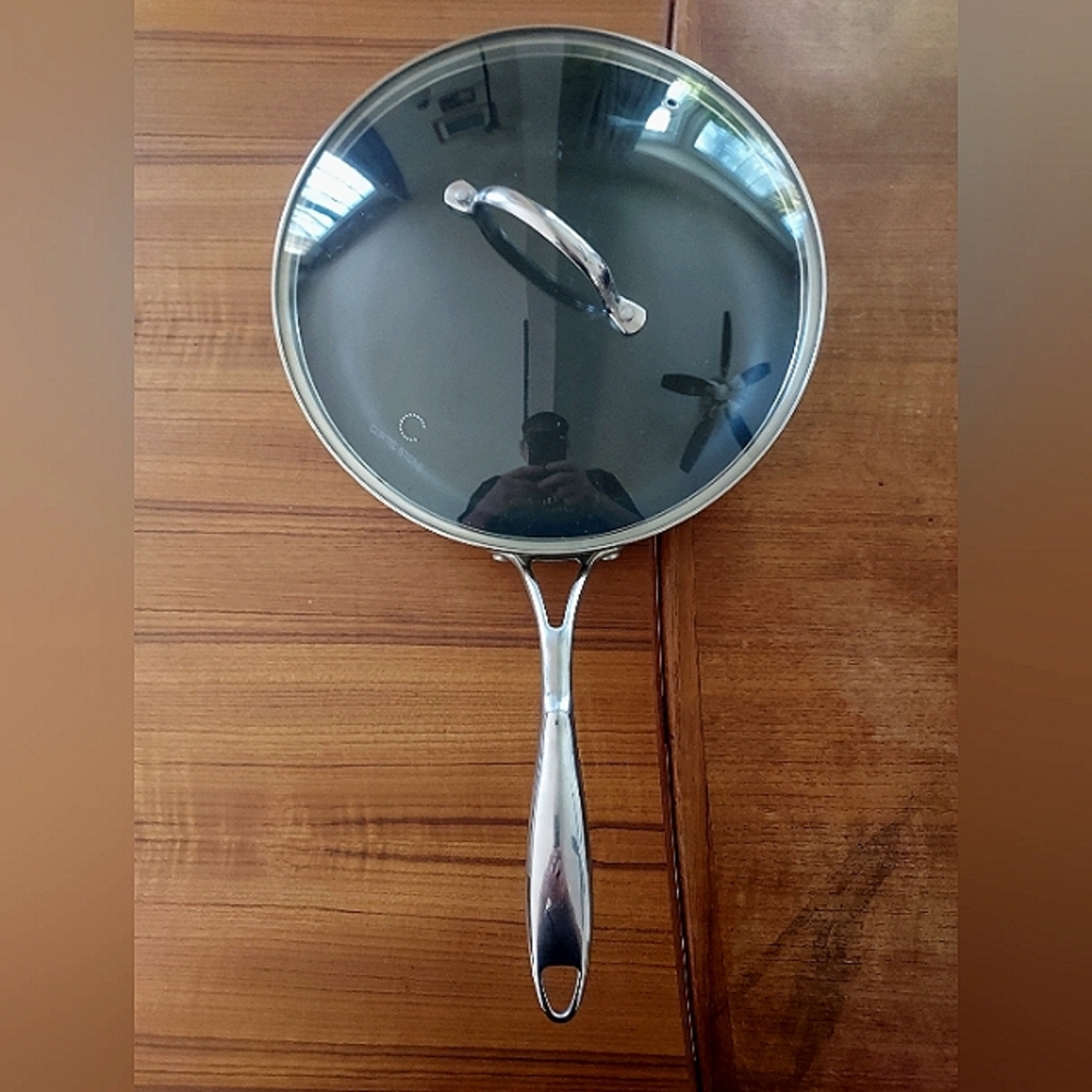 Tupperware 11-in stainless steel with non-stick coating fry pan